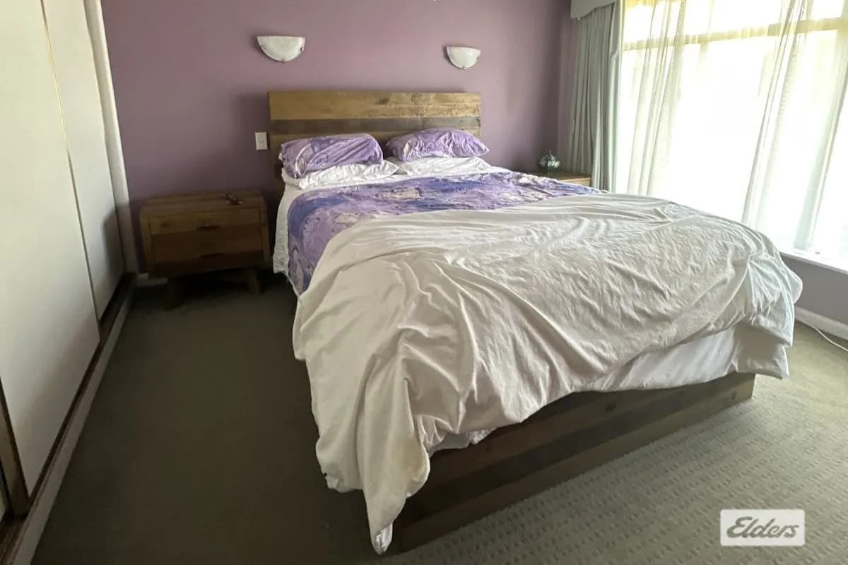 23 Ararat Road, Stawell, VIC, 3380, Stawell - Thumbnail 6
