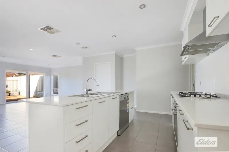 5 Gurney Crescent, Wodonga, VIC, 3690, Wodonga - Thumbnail 5