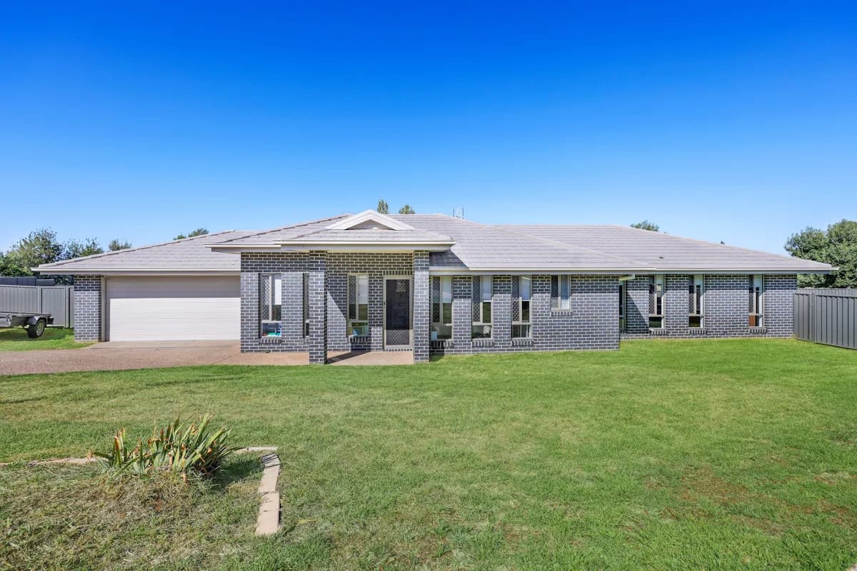 19 Porter Street, Tamworth, NSW, 2340, Tamworth - Image 1