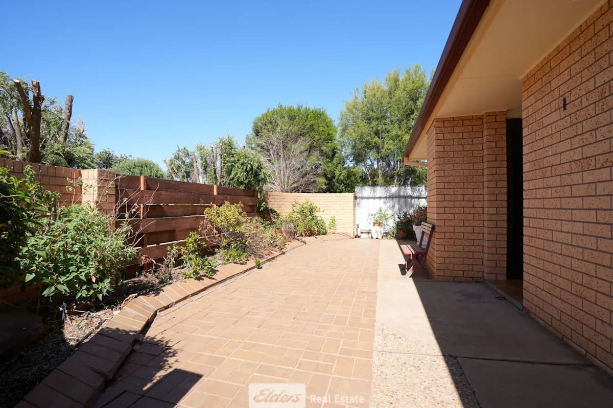 1/18-24 Sanders Street, Griffith, NSW, 2680, Griffith - Thumbnail 2