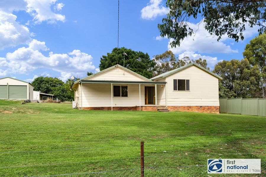 71 Richmond St, Binalong NSW 2584, Binalong - Image 1