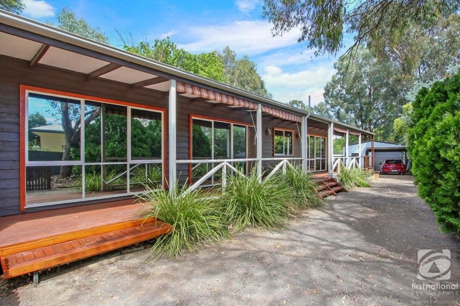 21 Epsom Road, Chiltern VIC 3683, Chiltern - Image 1