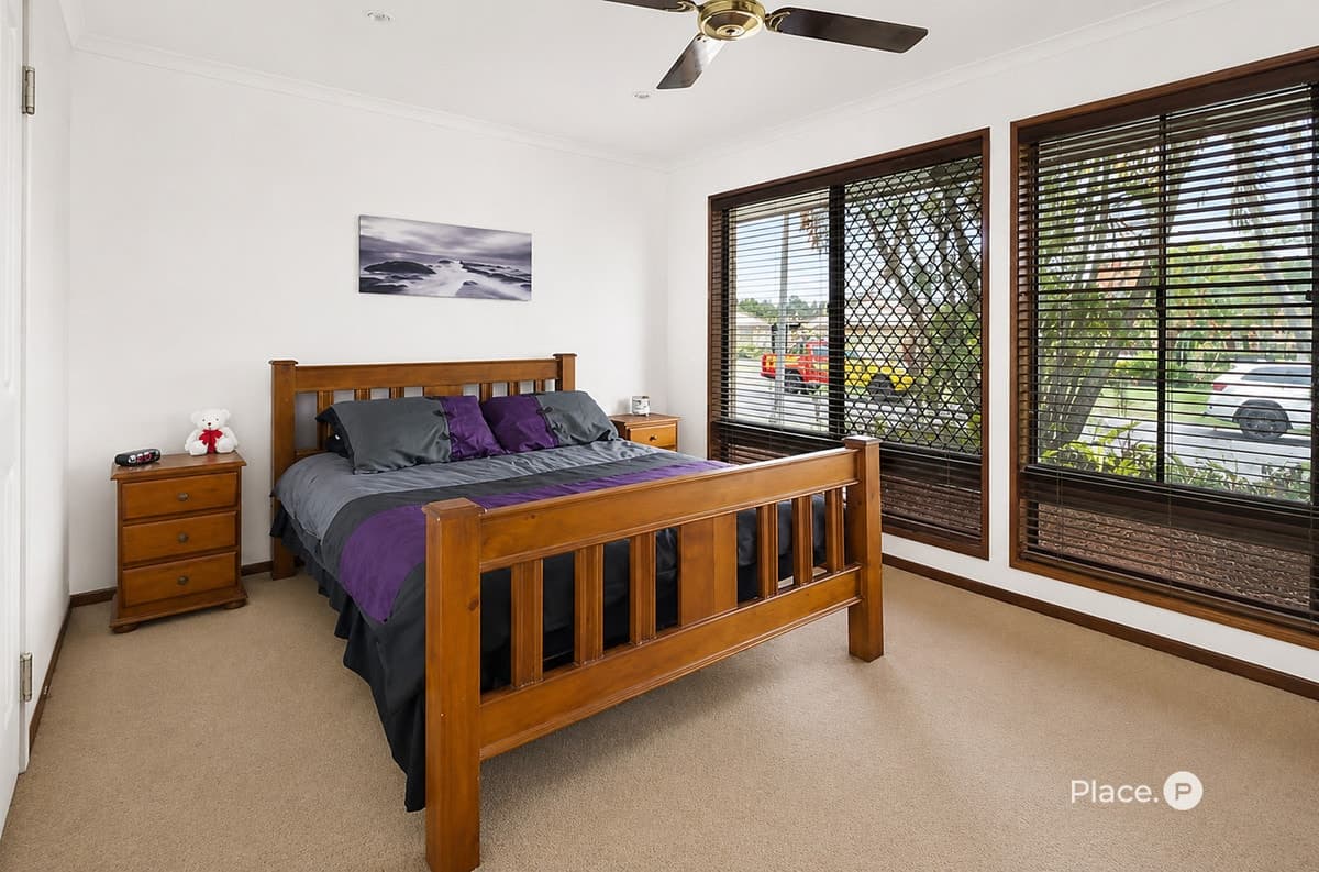 4 Ambrosius Street, Carindale - Thumbnail 3
