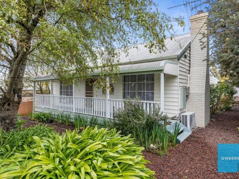 61 Main Street, Gordon VIC 3345, Gordon - Image 1