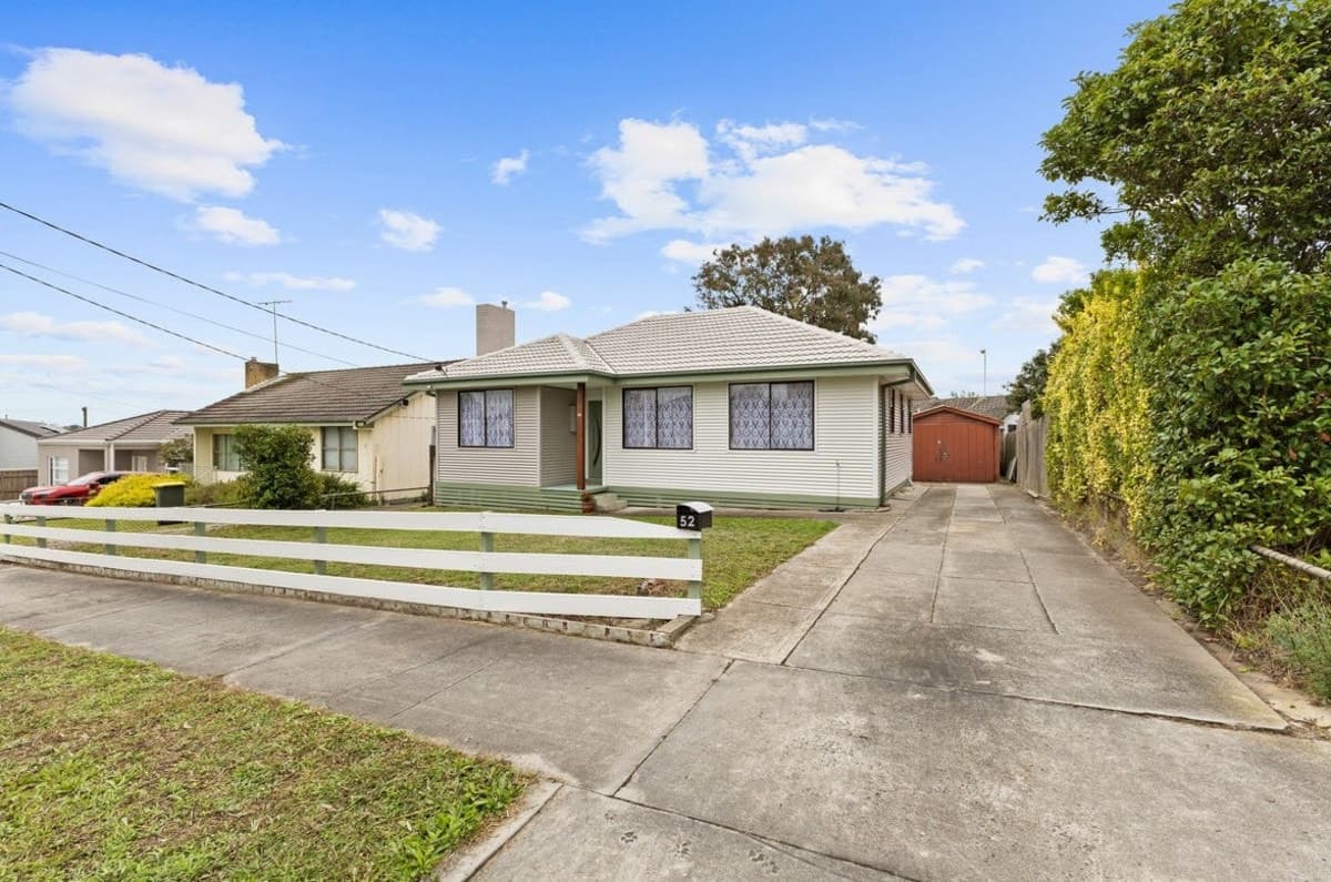52 Newman Crescent, Traralgon VIC 3844, Traralgon - Thumbnail 2