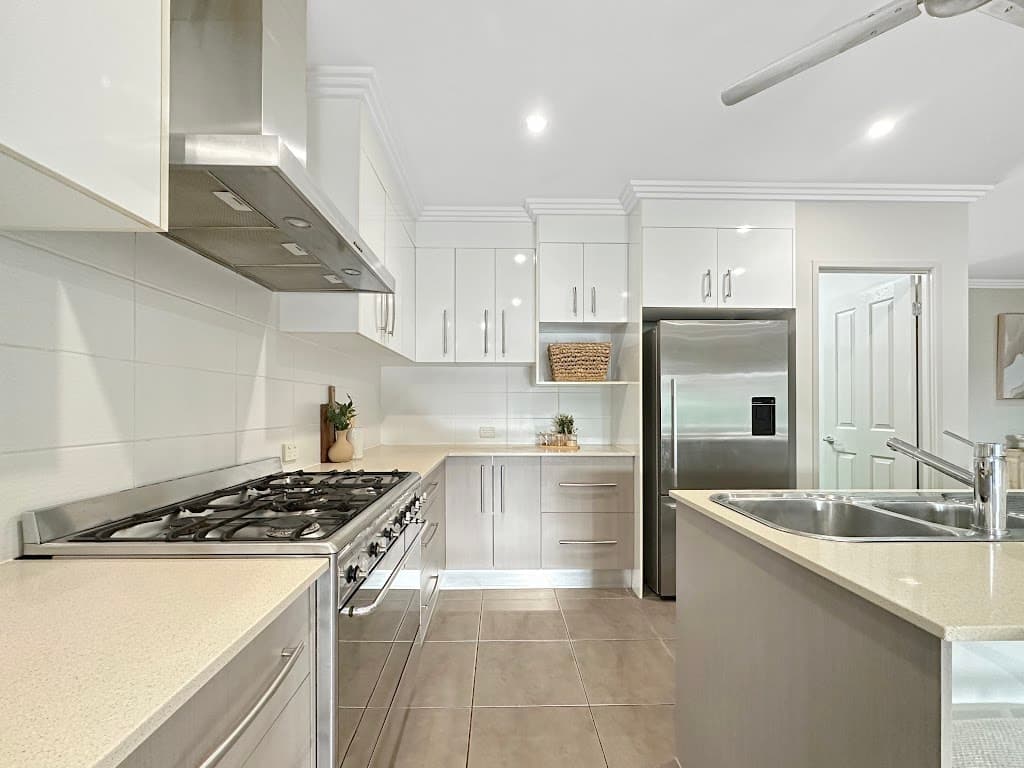 3-5 Henrietta Place, Mooroobool, QLD, 4870, Mooroobool - Thumbnail 6