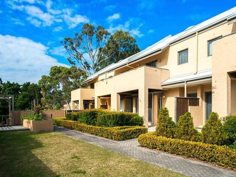 34/25 Chelmsford Avenue BOTANY NSW, Botany - Image 1