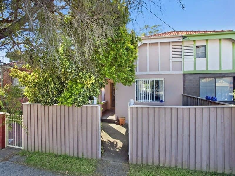 4 Universal Street EASTLAKES NSW, Eastlakes - Image 1