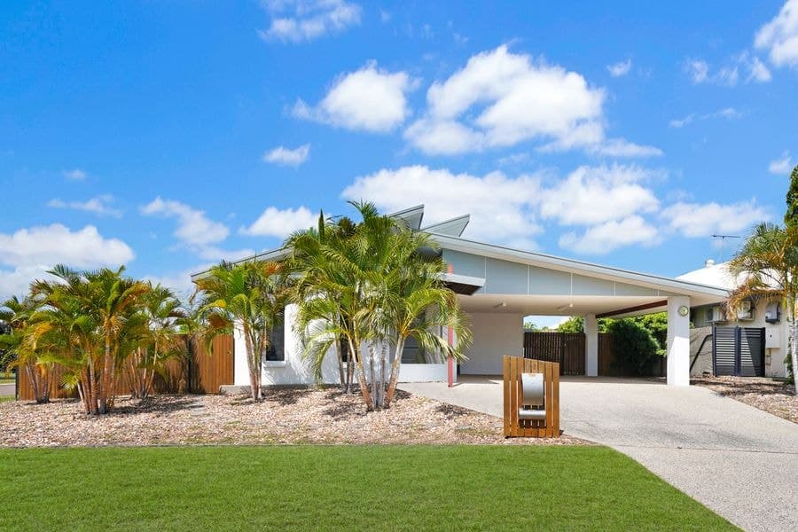 60 Deane Crescent, Rosebery NT 0832, Rosebery - Image 1