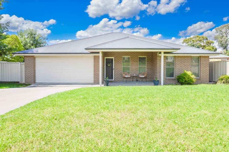 4 Clare Court, Mudgee NSW 2850, Mudgee - Image 1