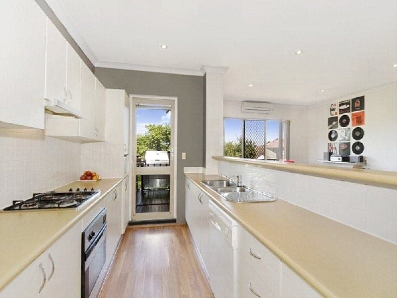 8/12 MORGAN STREET BOTANY NSW, Botany - Thumbnail 4