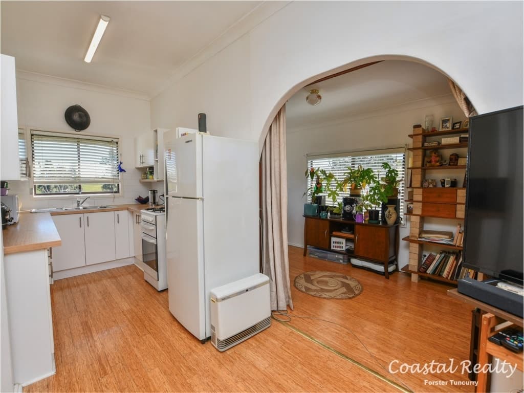 96 Burraneer Road Coomba Park, 96 Burraneer Road Coomba Park - Thumbnail 4