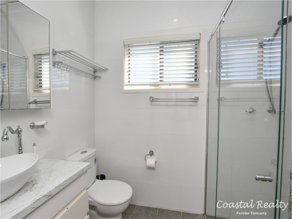 96 Burraneer Road Coomba Park, 96 Burraneer Road Coomba Park - Thumbnail 8