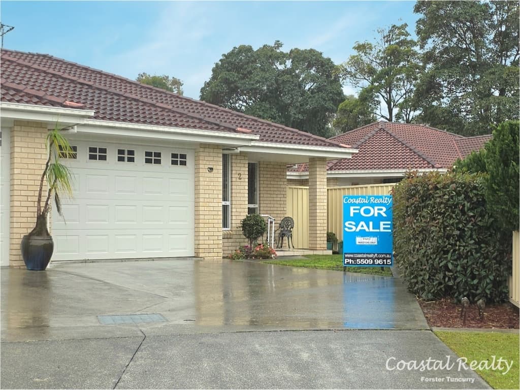 2 / 21 Robina Grove, Forster - Image 1