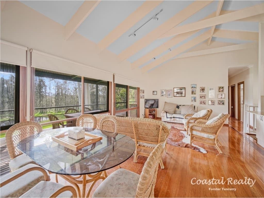 114 Coomba Road Charlotte Bay, Charlotte Bay - Image 1