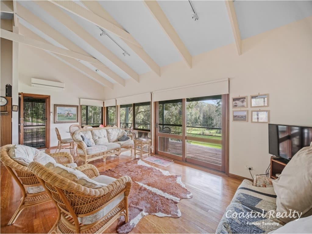 114 Coomba Road Charlotte Bay, Charlotte Bay - Thumbnail 3