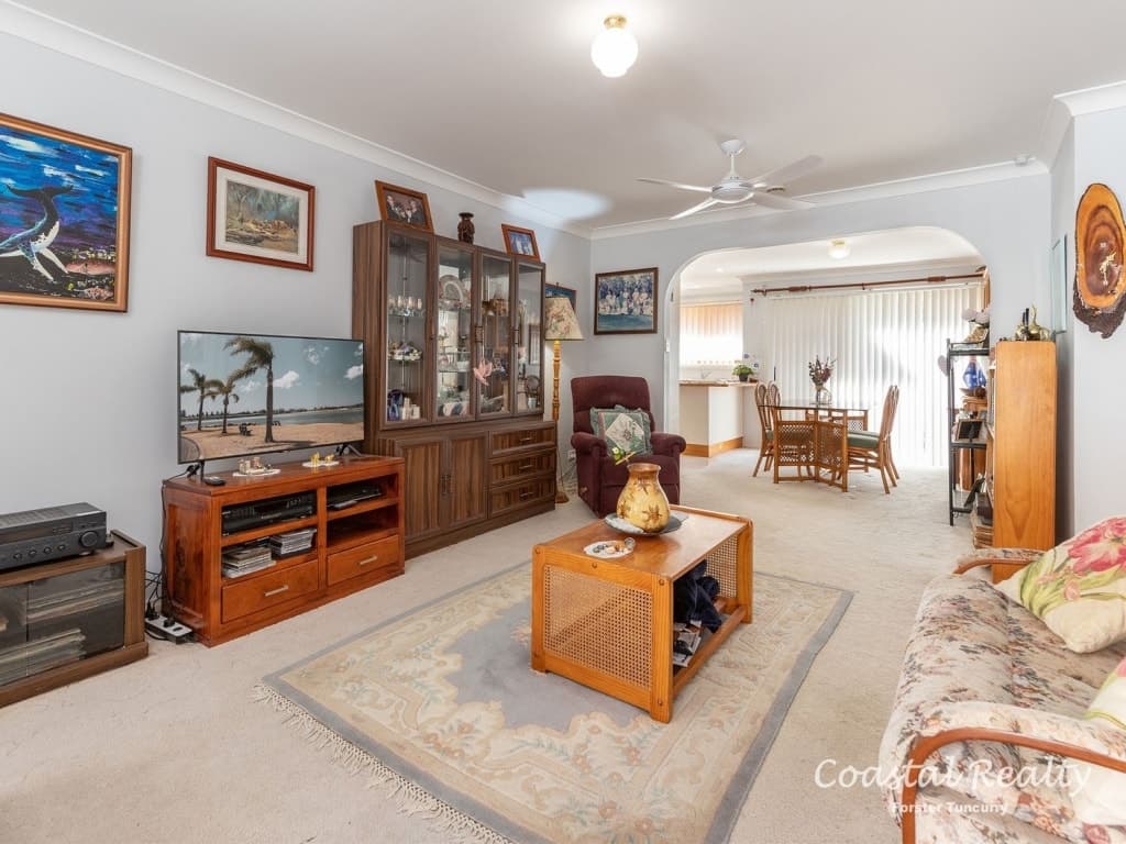 4 / 39 Tuncurry Street, Tuncurry - Thumbnail 2