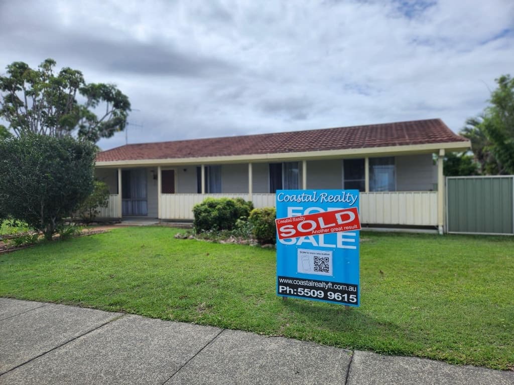 1 Colvin Avenue, Tuncurry - Image 1