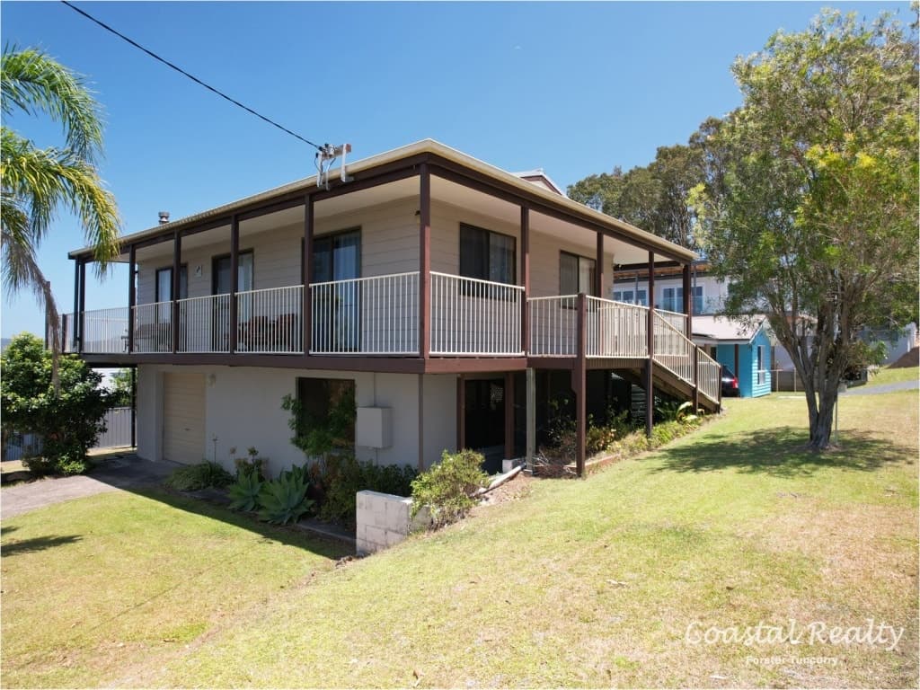 15 Coolangatta Street Coomba Park, 15 Coolangatta Street Coomba Park - Image 1