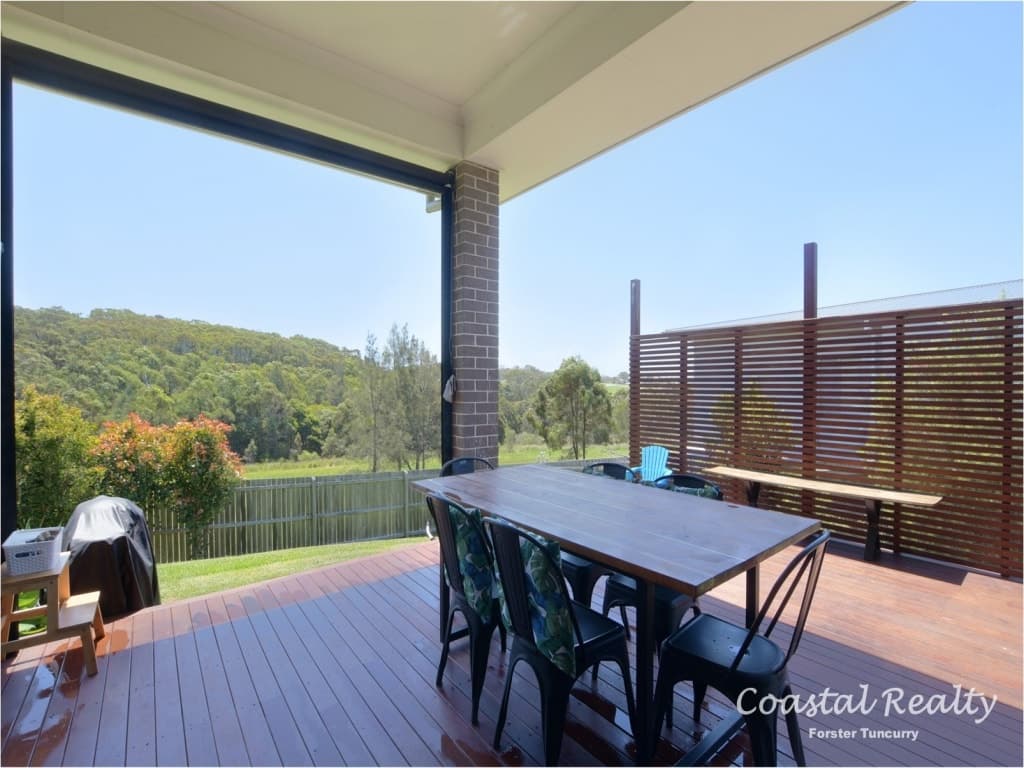 12 Torquay Circuit, Red Head - Thumbnail 3