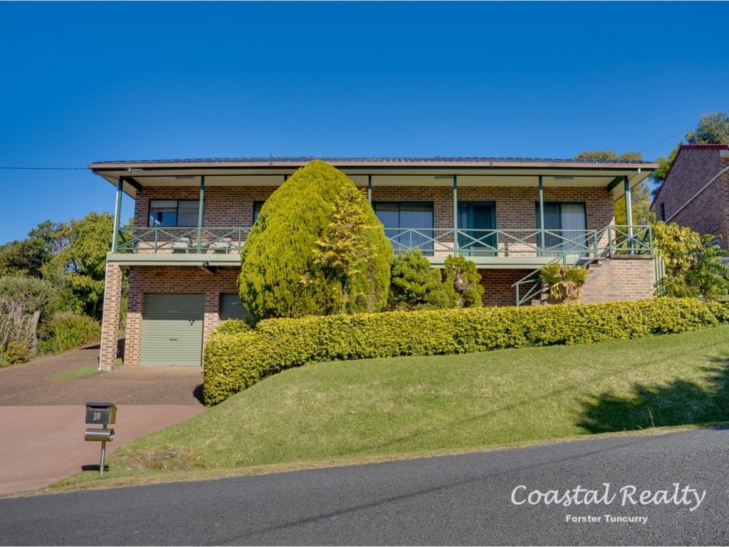 10 Frazer Avenue Green Point, Green Point - Image 1