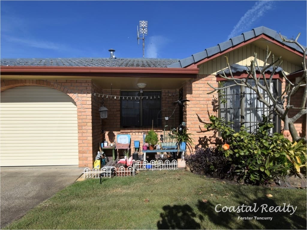 2 / 12A Wallis Street, Tuncurry - Image 1