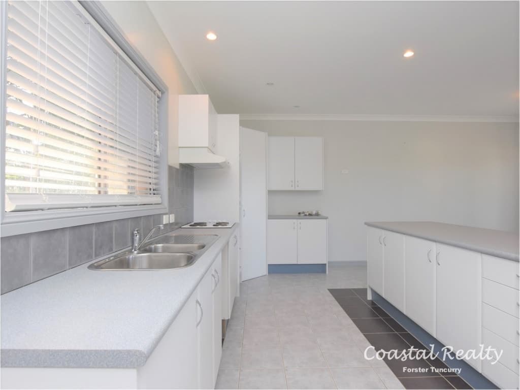 11 Warralong Street Coomba Park, 11 Warralong Street Coomba Park - Thumbnail 2