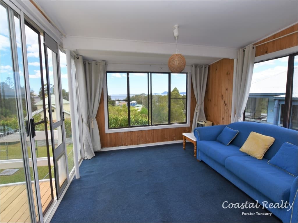 10 Wallaroo Street Coomba Park, 10 Wallaroo Street Coomba Park - Thumbnail 3