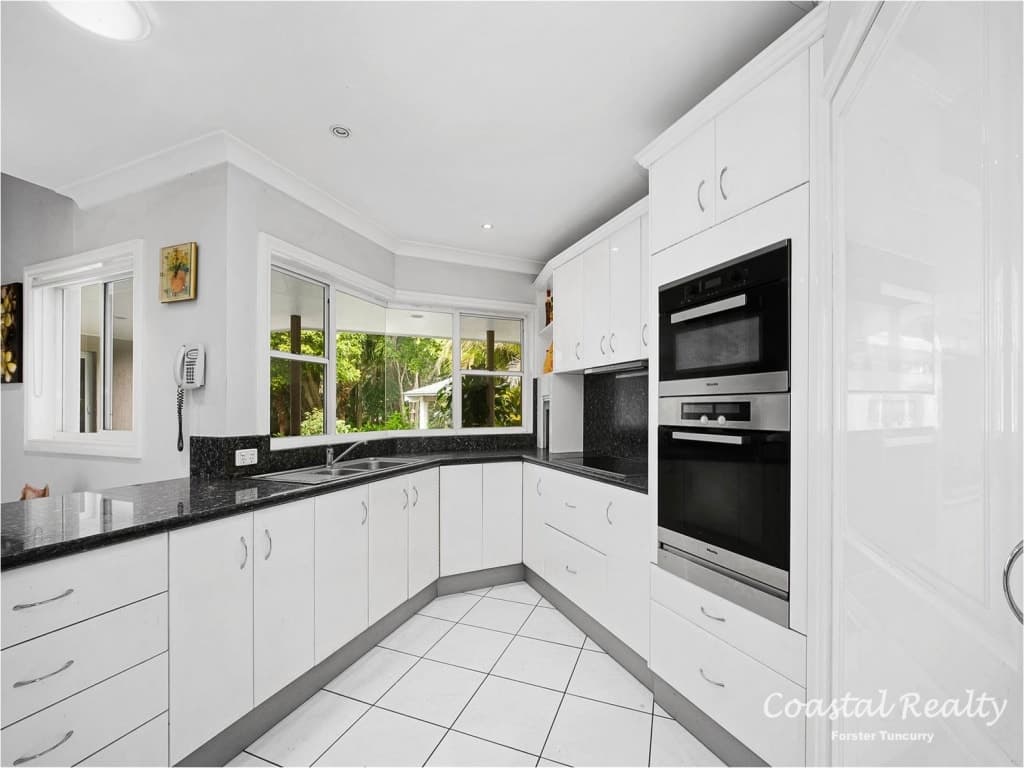 23 Carmona Drive, Forster - Thumbnail 6