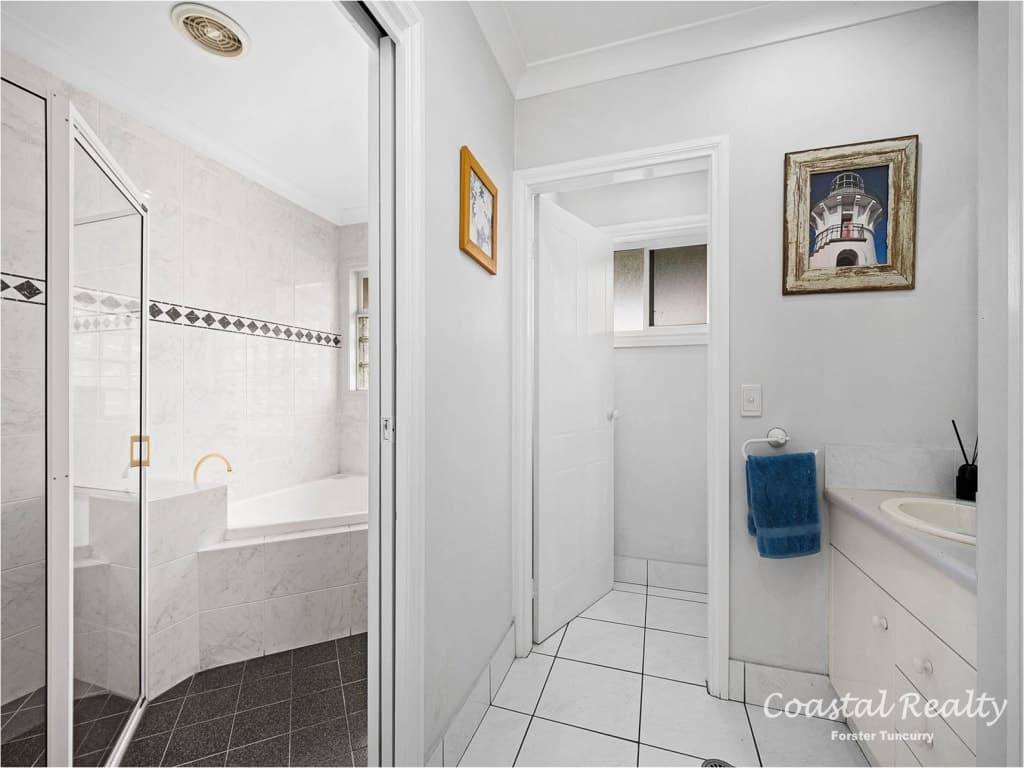 23 Carmona Drive, Forster - Thumbnail 8