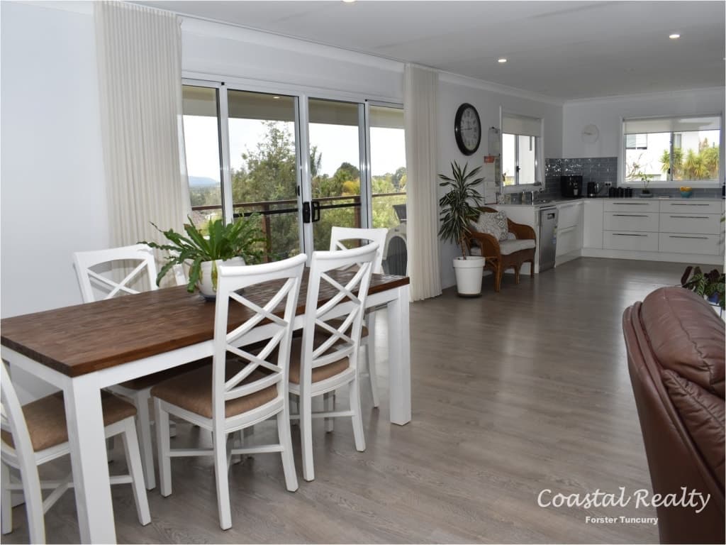9 Illawarra Crescent Coomba Park, 9 Illawarra Crescent Coomba Park - Thumbnail 6