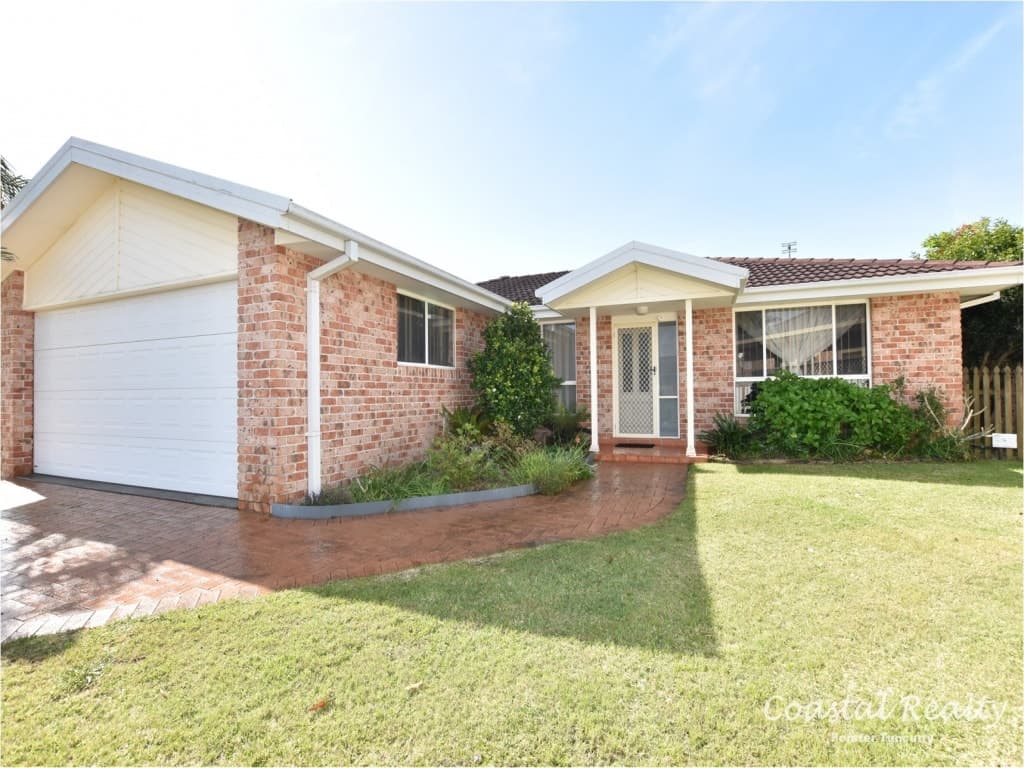7 Erica Place, Tuncurry - Image 1