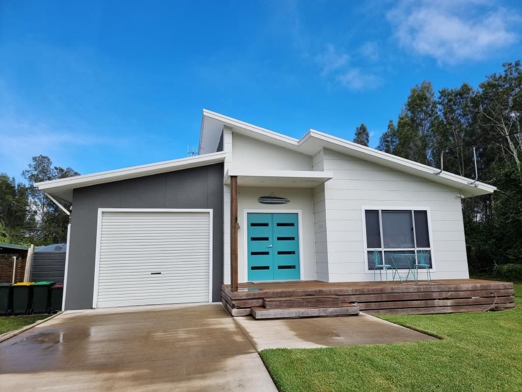 3 Gulgai Place Coomba Park, 3 Gulgai Place Coomba Park - Image 1