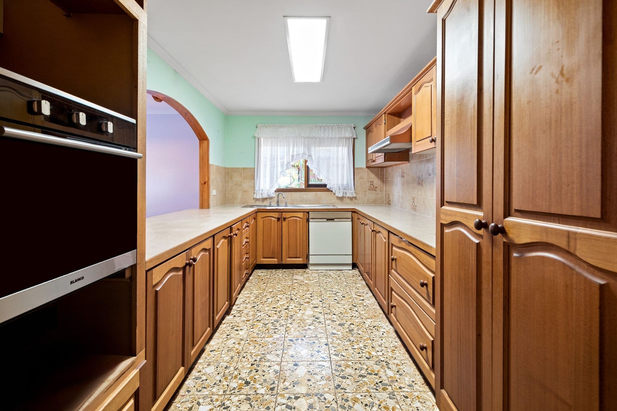 18 Winslow Crescent, Deer Park VIC 3023, Deer Park - Thumbnail 2