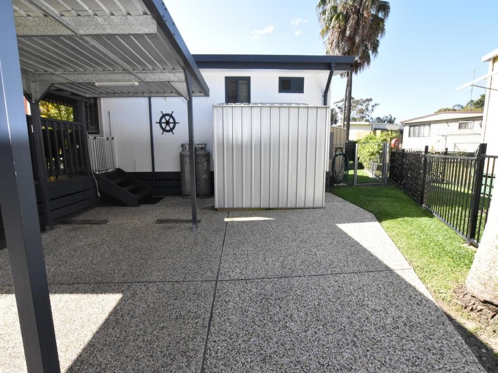 M24 / 45 The Lakes Way, Forster - Image 1
