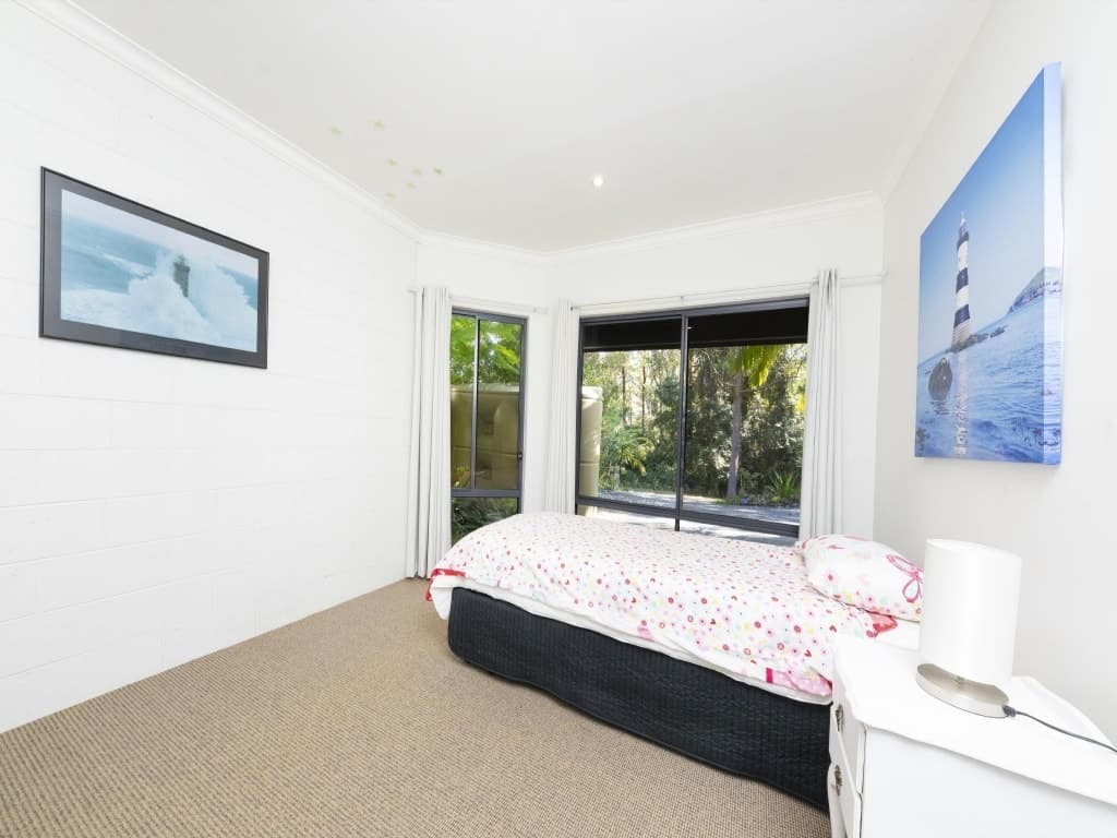 22 Lyn Crescent, Smiths Lake - Thumbnail 4