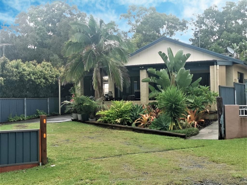 3 Kooyong Place Coomba Park, 3 Kooyong Place Coomba Park - Image 1