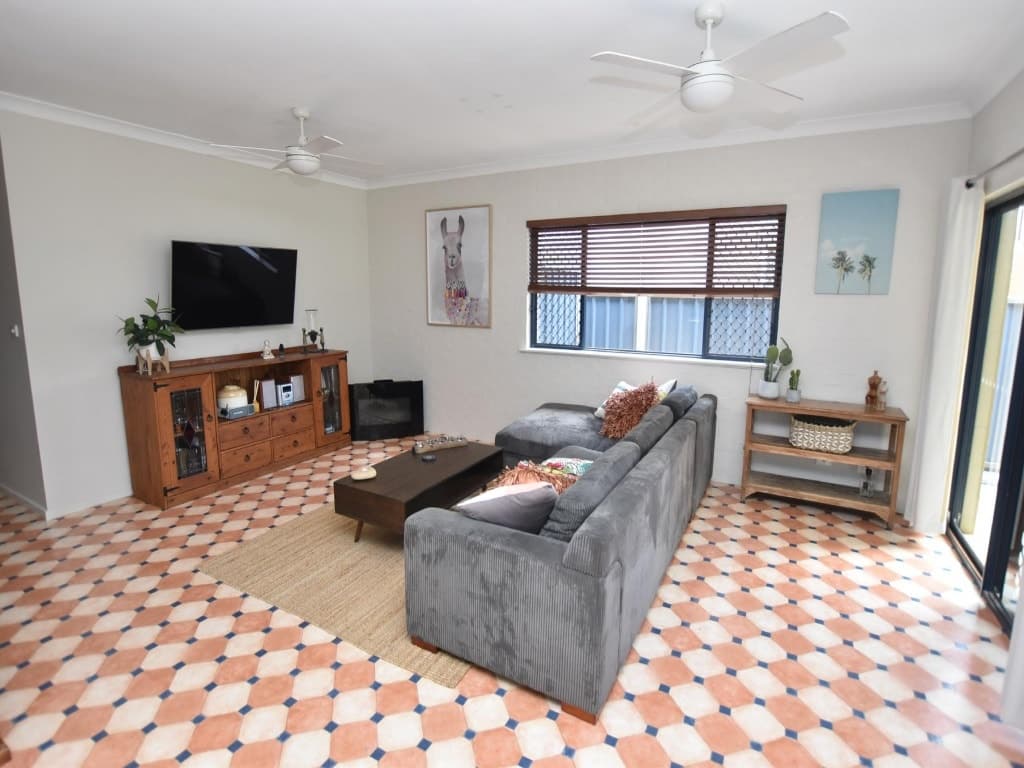 3 Kooyong Place Coomba Park, 3 Kooyong Place Coomba Park - Thumbnail 4