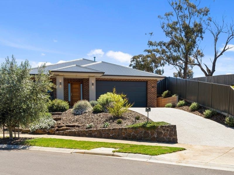 19 Pinnacle Court, Bacchus Marsh VIC 3340, Bacchus Marsh - Image 1