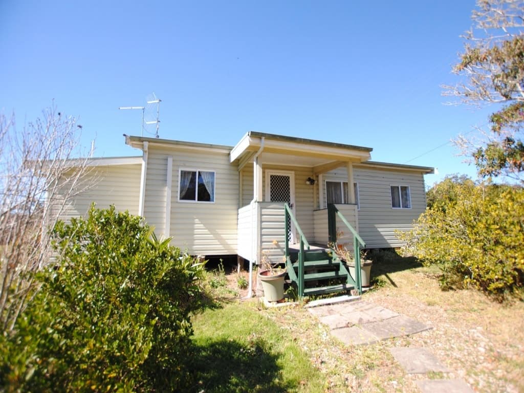 2100 The Lakes Way, Rainbow Flat - Thumbnail 2