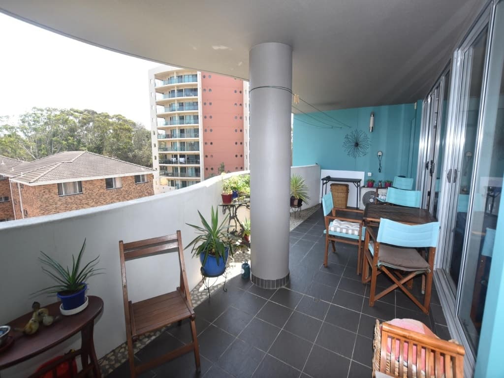 402 / 39-41 Head Street, Forster - Thumbnail 4
