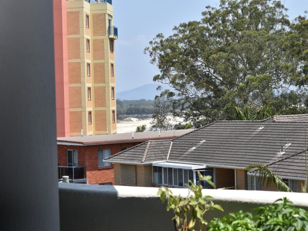 402 / 39-41 Head Street, Forster - Thumbnail 5