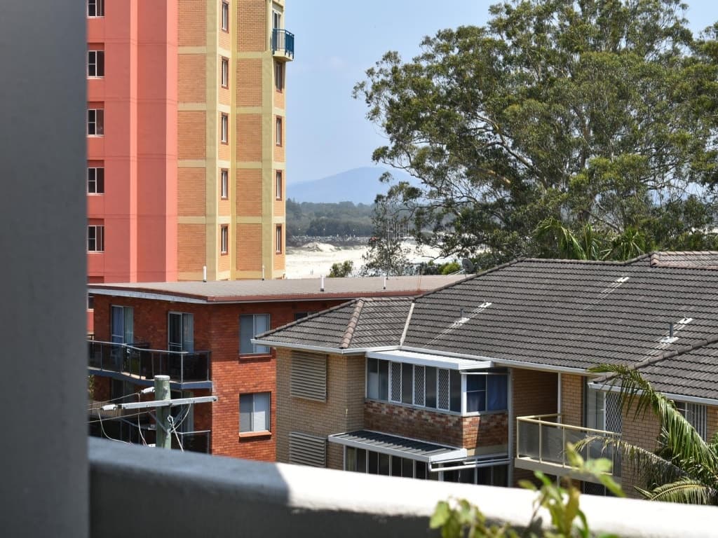 402 / 39-41 Head Street, Forster - Thumbnail 8