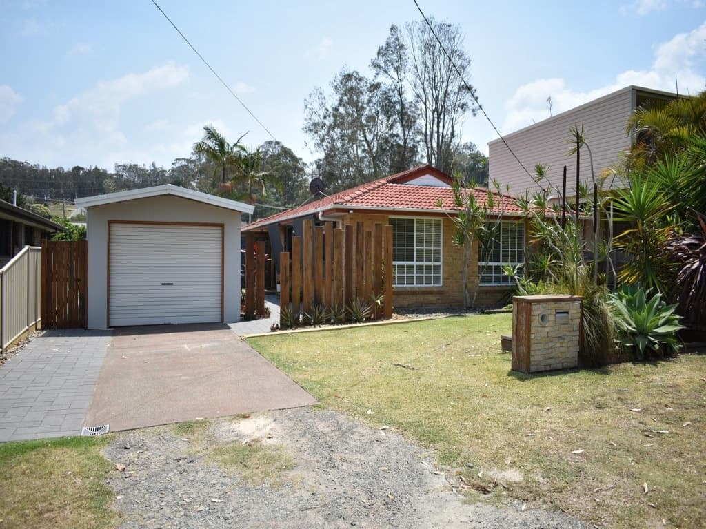13 Garden Street, Forster - Image 1