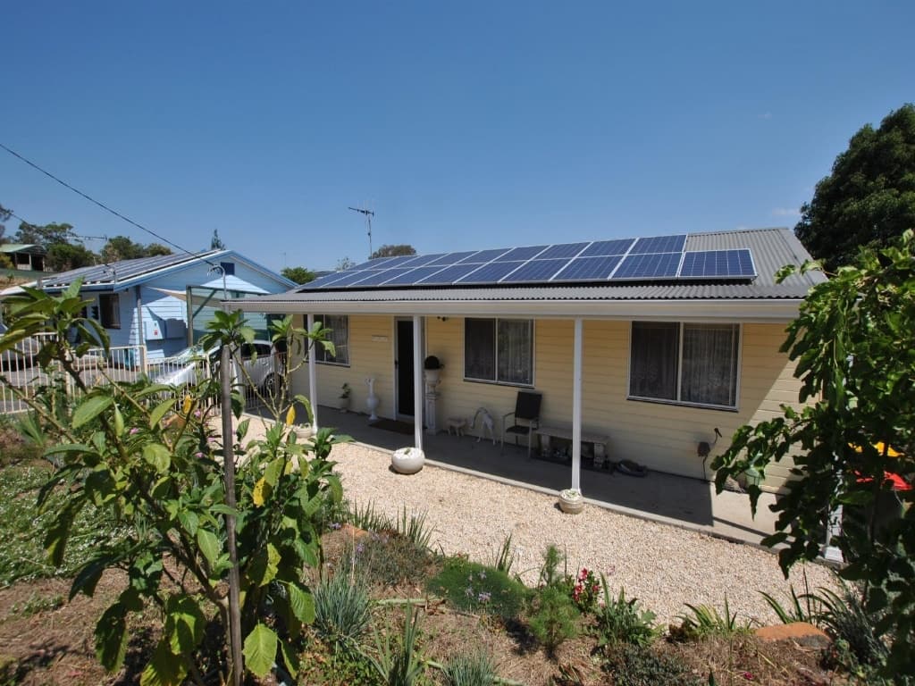 18 Burranjurra Avenue, 18 Burranjurra Avenue Coomba Park - Image 1