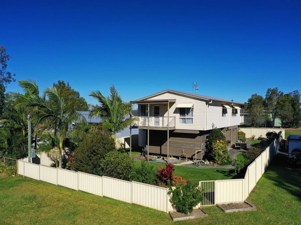 12 Wangaree St, 12 Wangaree St Coomba Park - Image 1