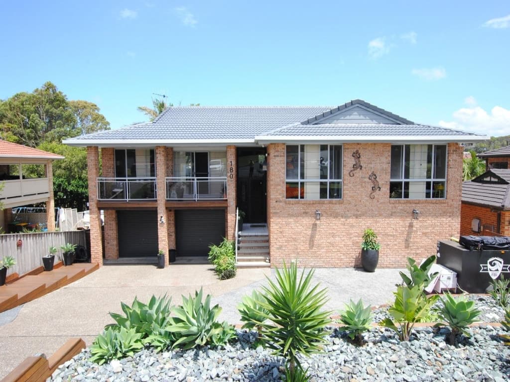 180 Kularoo Drive, Forster - Image 1