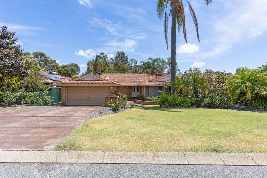 39 Beckley Circle, Leeming WA 6149, Leeming - Image 1