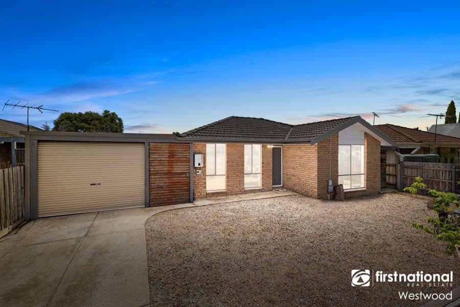 121 Flemington Crescent, Werribee VIC 3030, Werribee - Image 1