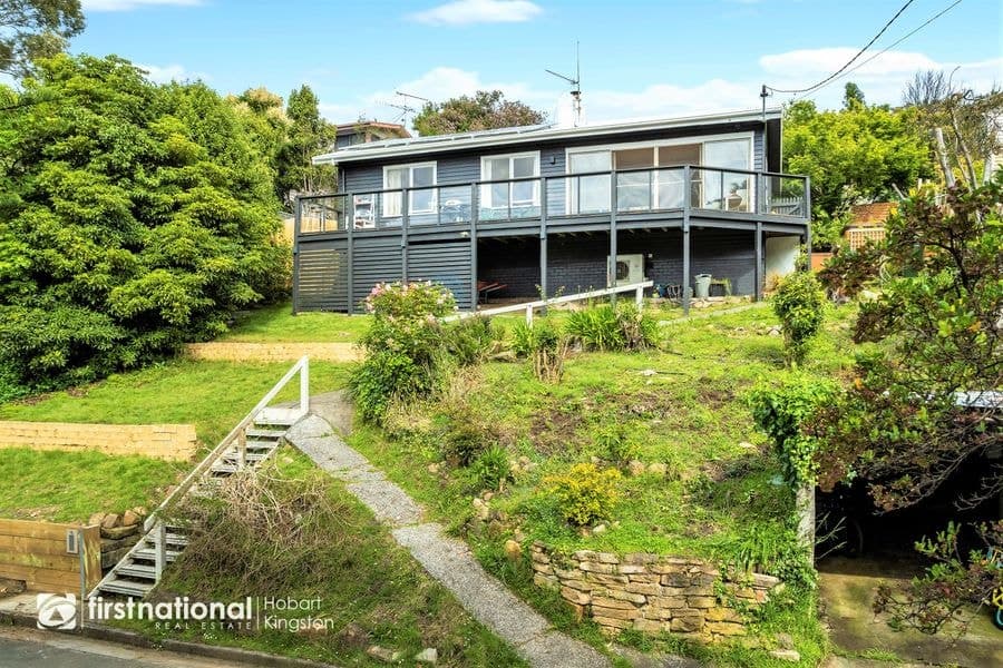 18 Harrow Place, Taroona TAS 7053, Taroona - Image 1